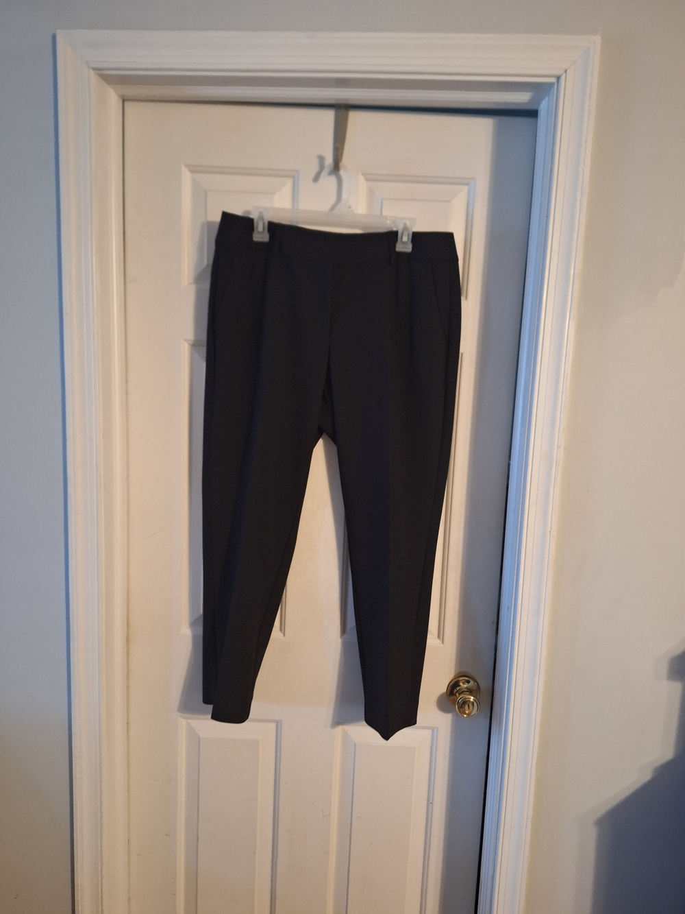 LOFT Curvy Slim Black Ankle-Length Trousers 12